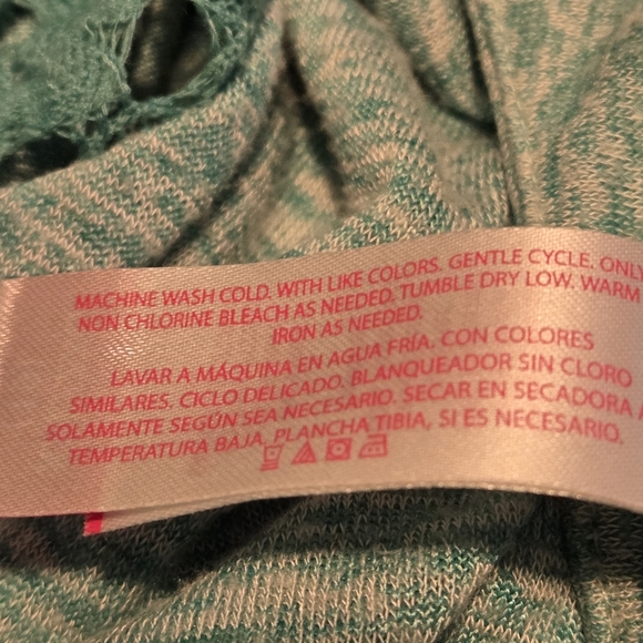 No Boundaries Mint Lace Top Women’s XXL Hi-Lo Hem 3/4 Sleeve + Infinity Scarf - Picture 8 of 10